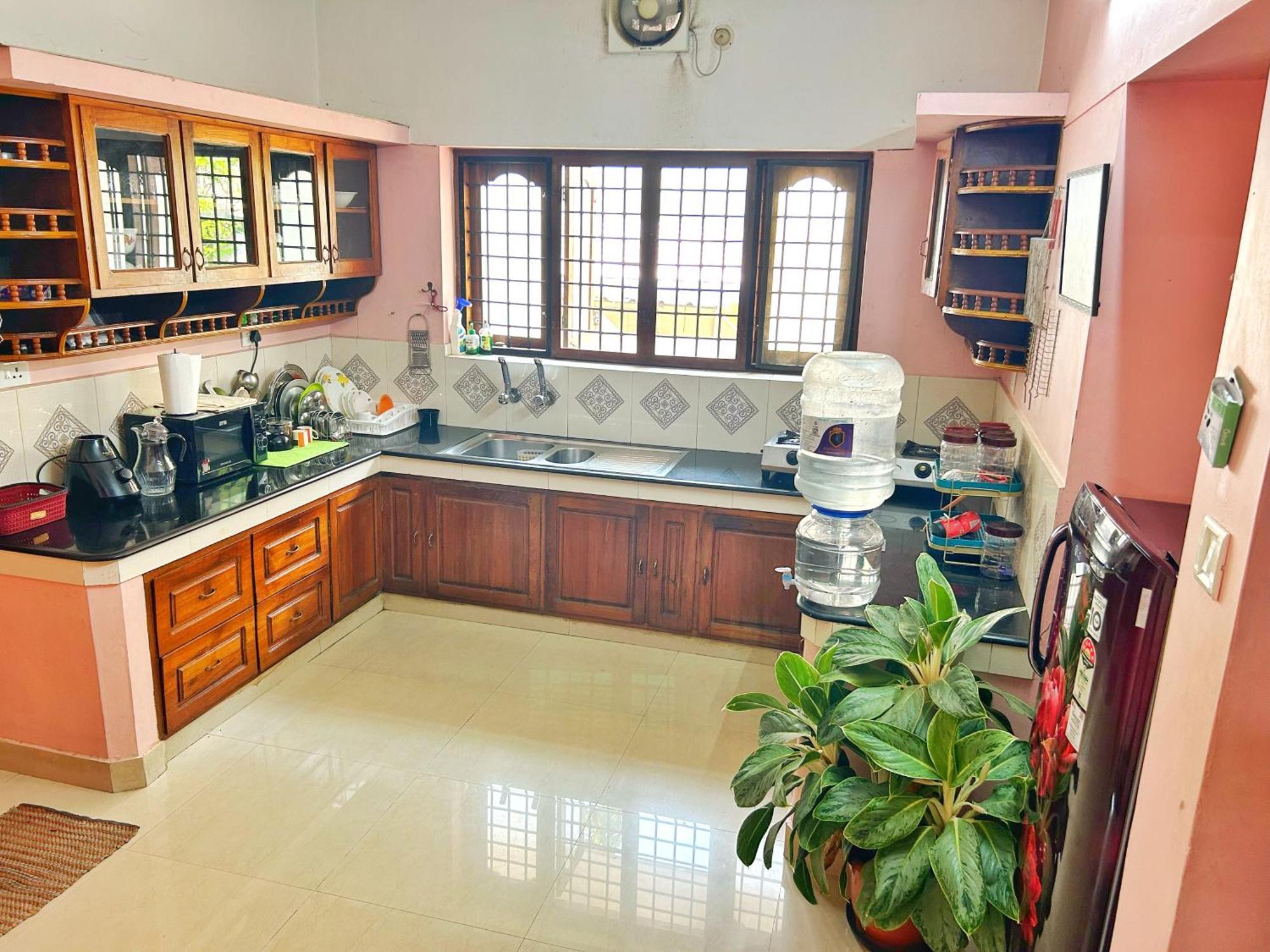 La Casa Trivandrum 4 Bhk Ac Luxury At Centre, Just 6 Kms To Airport *