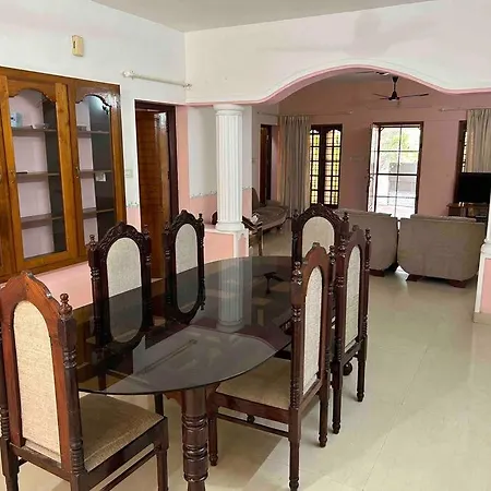 La Casa Trivandrum 4 Bhk Ac Luxury Villa At City Centre, Just 6 Kms To Airport Thiruvananthapuram Exterior photo