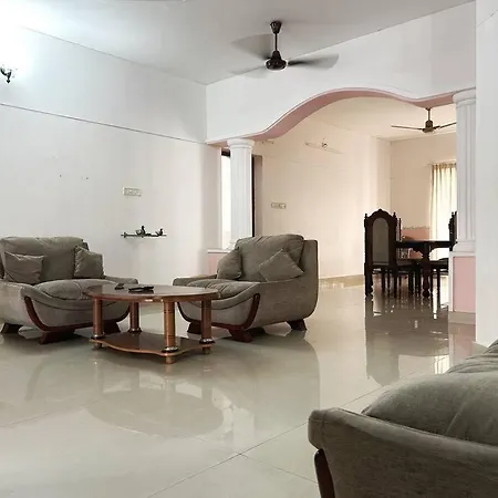 La Casa Trivandrum 4 Bhk Ac Luxury Villa At City Centre, Just 6 Kms To Airport Thiruvananthapuram Exterior photo