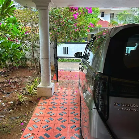 La Casa Trivandrum 4 Bhk Ac Luxury Villa At City Centre, Just 6 Kms To Airport Thiruvananthapuram Exterior photo