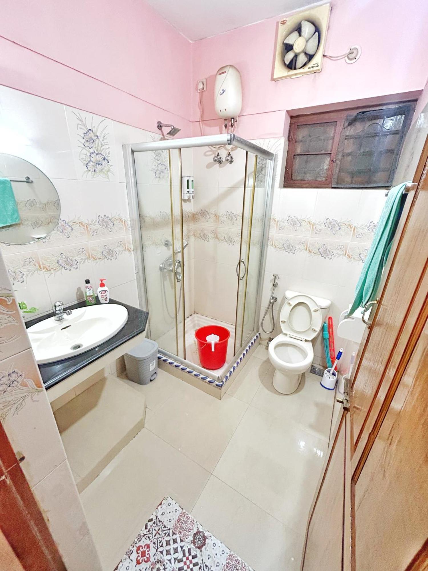La Casa Trivandrum 4 Bhk Ac Luxury At Centre, Just 6 Kms To Airport * Thiruvananthapuram